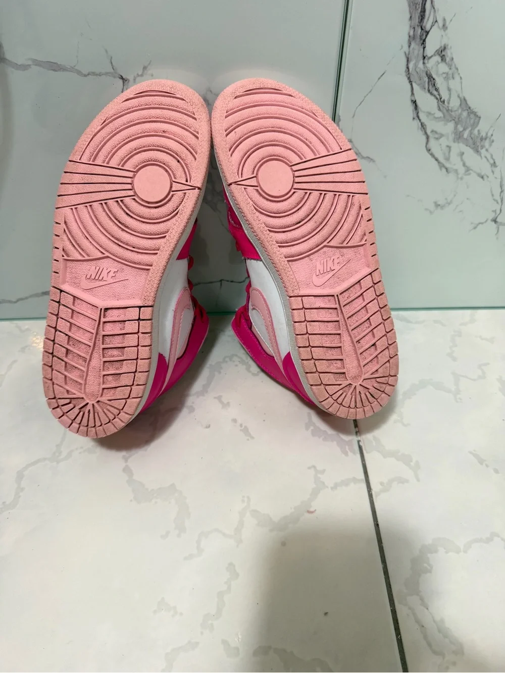 Jordan 1 Mid — Pink/Hot Pink Girl's Sneakers